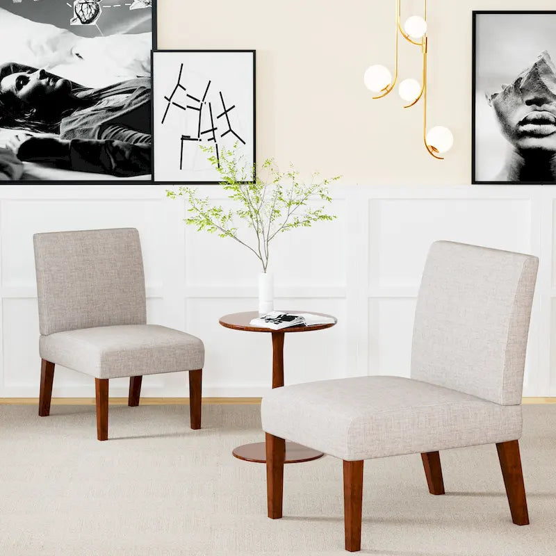 18.7 Chaises d'appoint avec table ronde