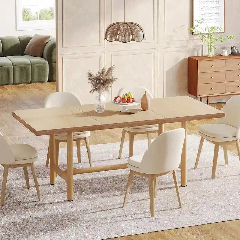 Table à manger moderne en bois naturel avec pieds robustes